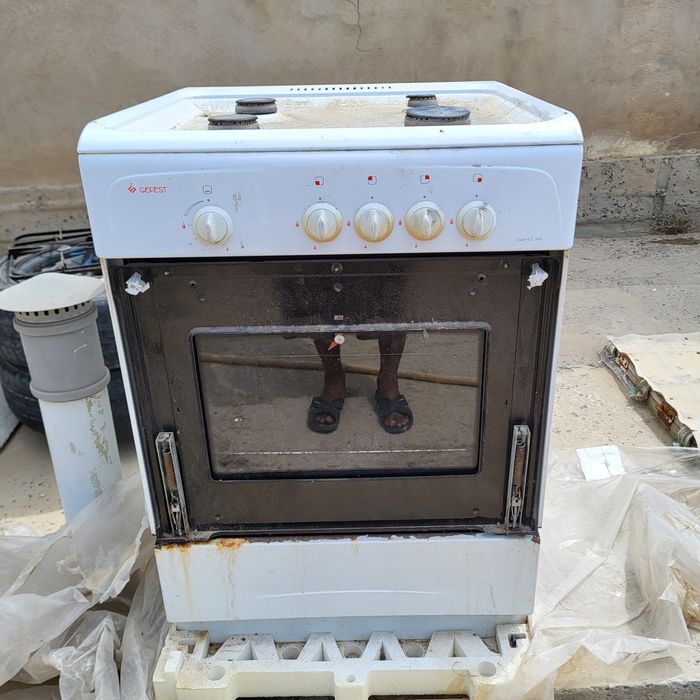 Плита газовая б/у  белая