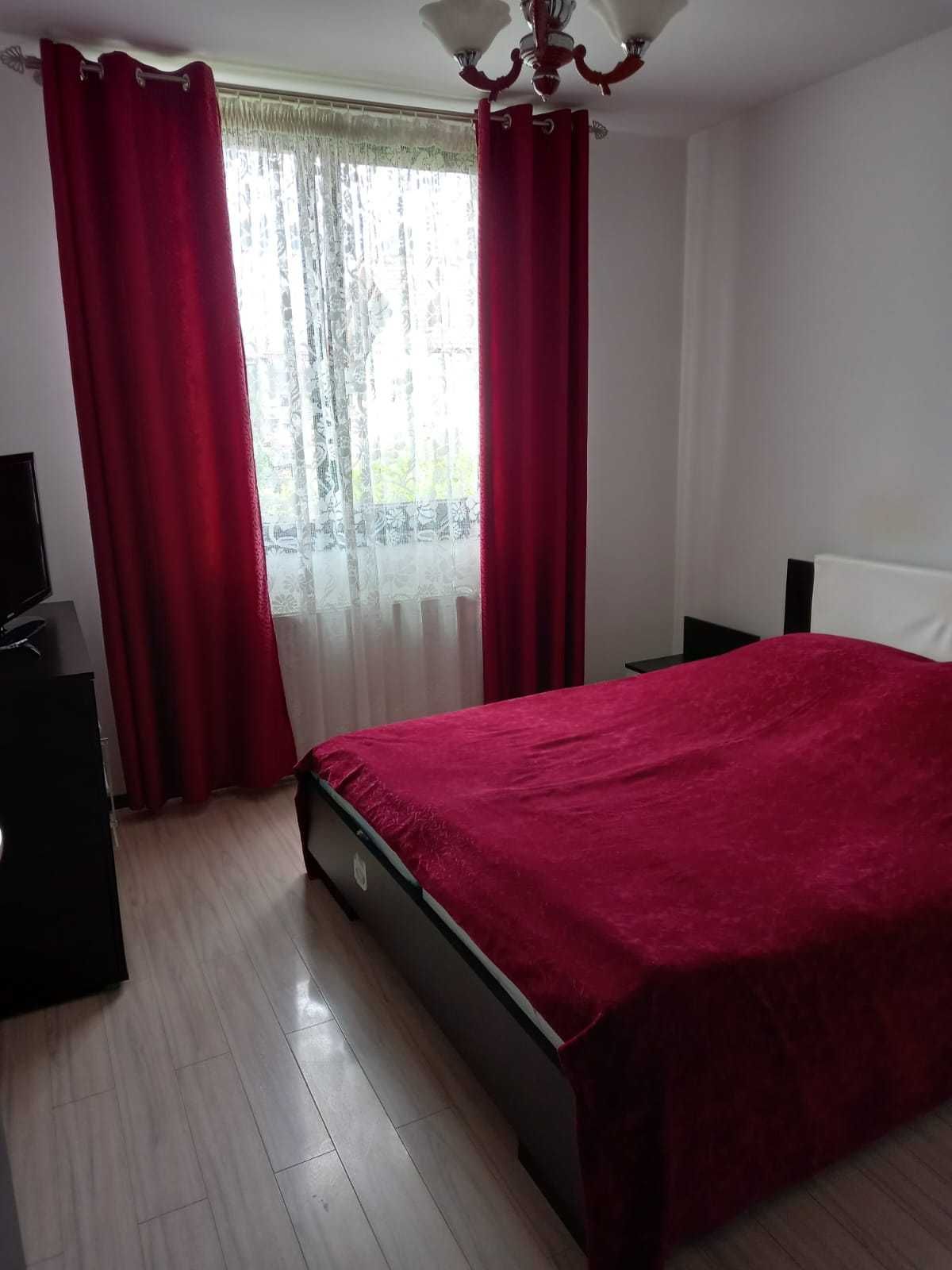 Proprietar,vand apt.3 cam.,zona Coresi
