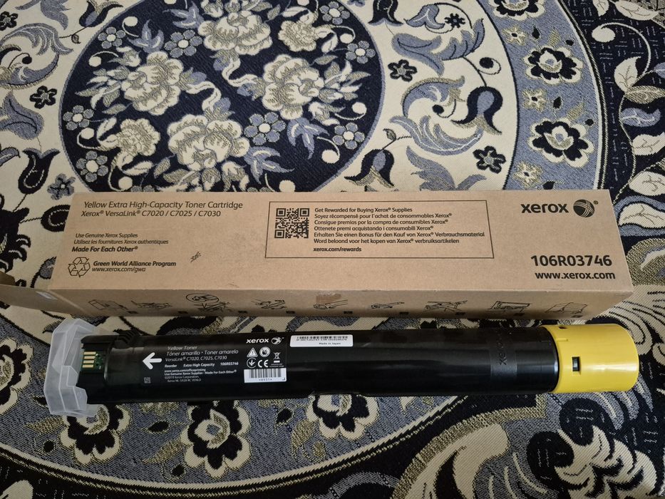 Yellow, Toner cartridge Xerox 106R03746