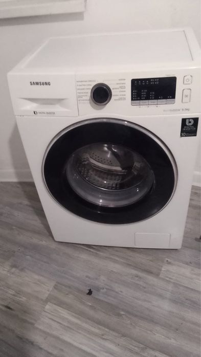 Продается стиральная машина