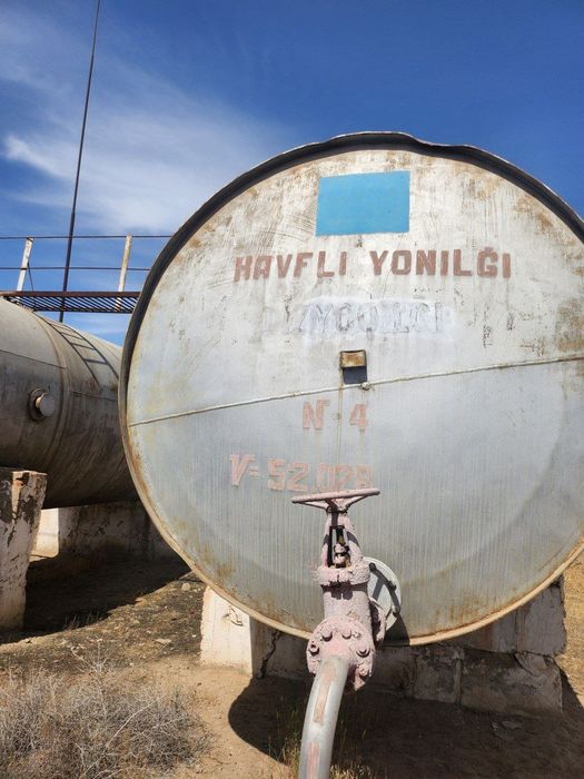 Емкост Цистерна сотилади