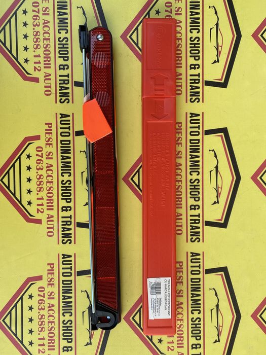 Triunghi auto reflectorizant presemnalizare cu marcaj european