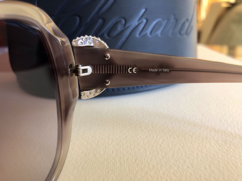 Ochelari de soare Chopard Oversized Butterfly SCH089S