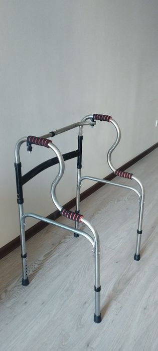 Ходунки для взрослых