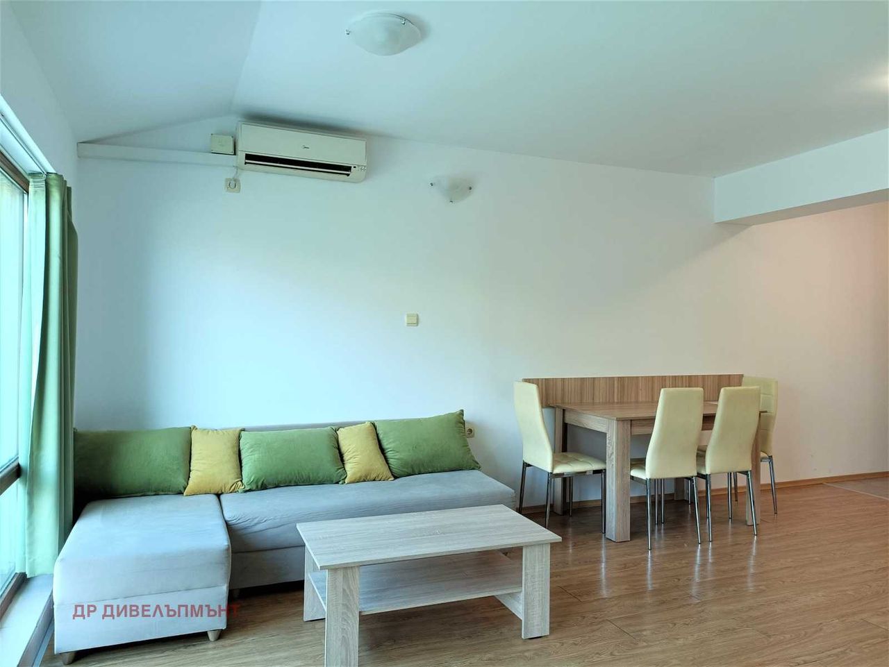 Дава се под наем Тристаен апартамент в Свети Влас - 91 кв.м за 305.49 € - Снимка #4