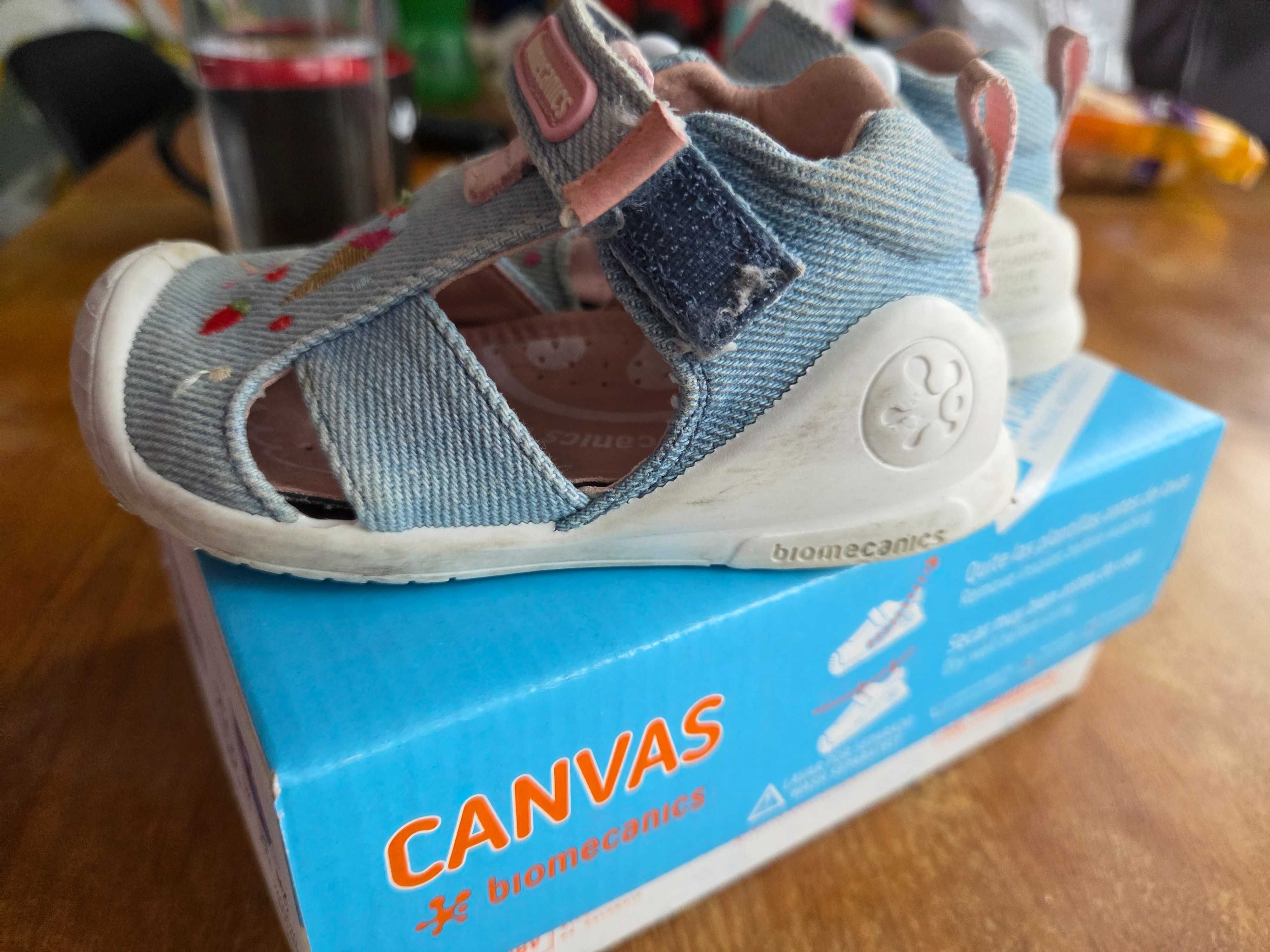 Бебешки сандали Biomecanics