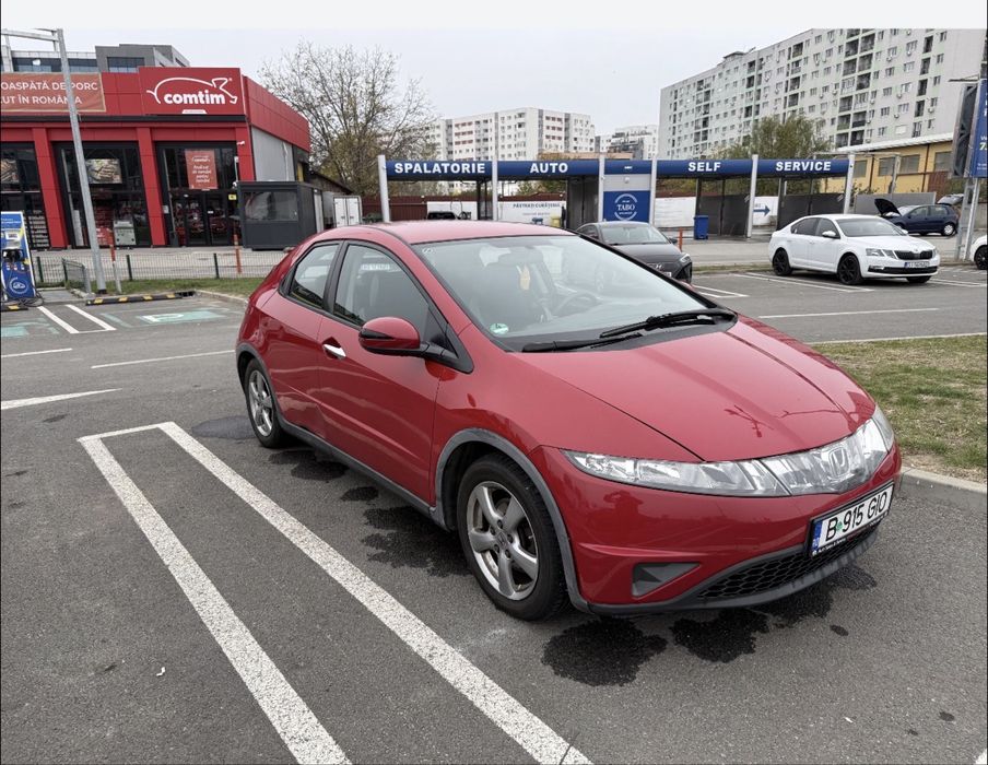 Honda Civic VIII 1.4 MT6