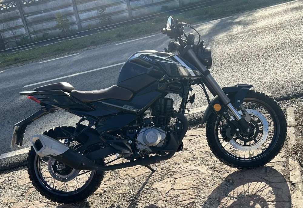 Motocicleta FB Mondial HPS 125