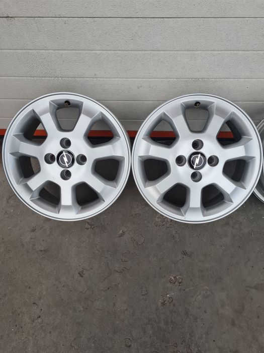 Оригинални джанти за ОПЕЛ OPEL R15 4x100 ET49 6J