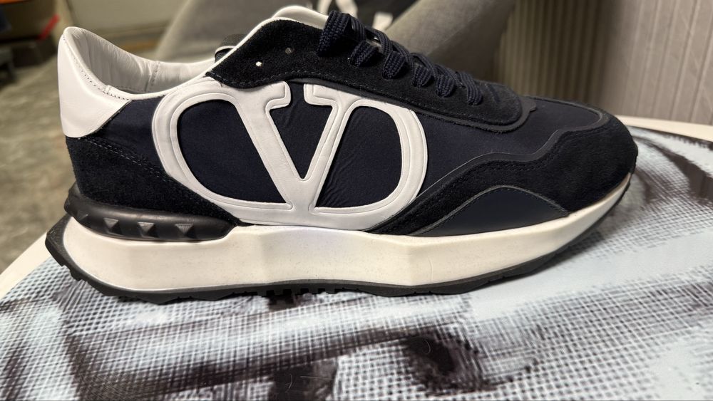 Valentino sneakers- мъжки обувки-Три цвята