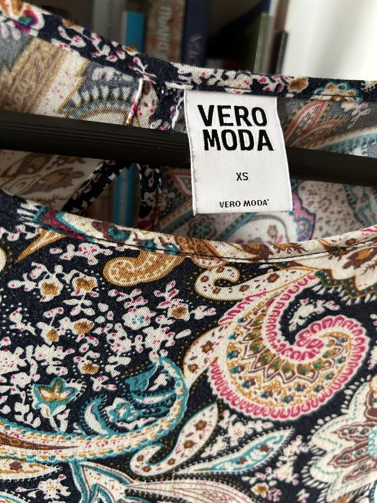 Дамски рокли на символични цени * Dika * Vero Moda * More and More
