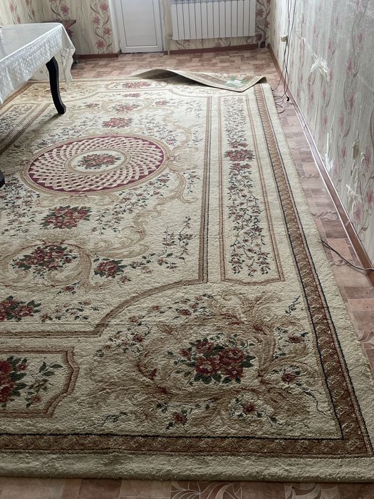 Продам ковер срочно!