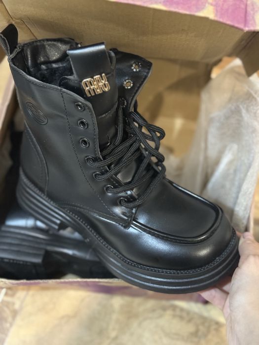 Продам новую обувь в коробке