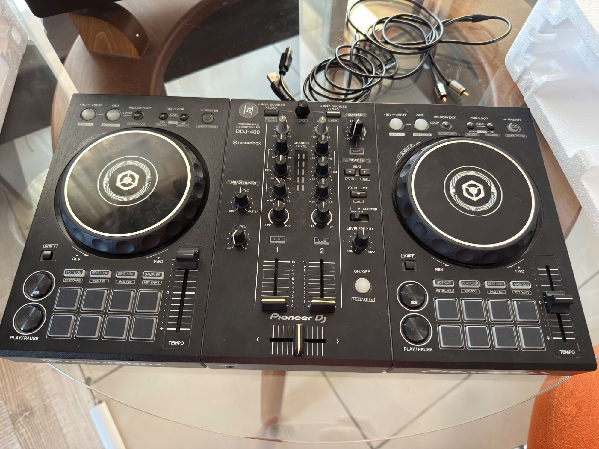 Пулт Pioneer DDJ400