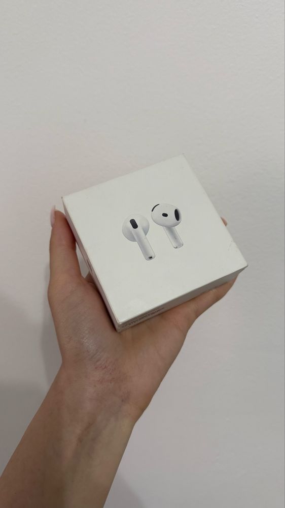 Продается Airpods 4