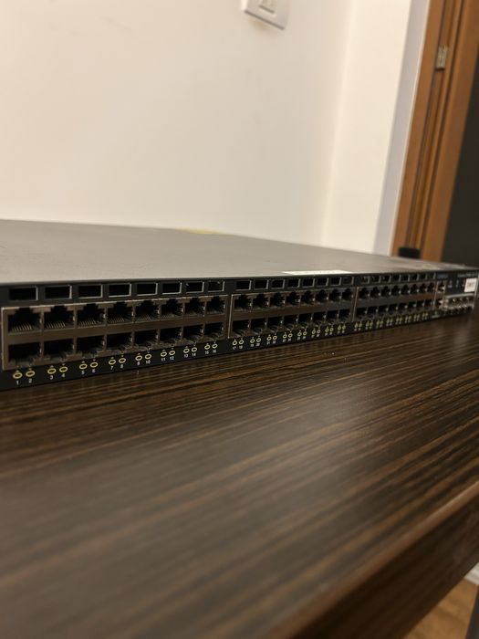 Switch Cisco Catalyst 2948G-GE-TX