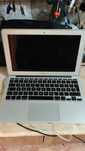 Leptop Apple air