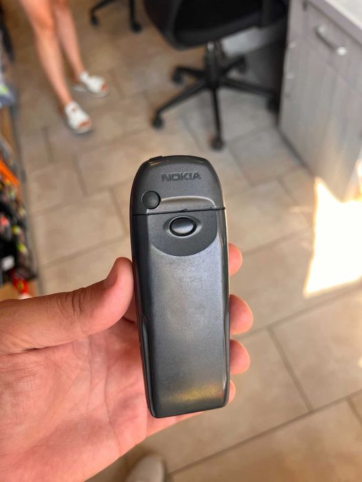 Ретро телефон GSM Нокиа 6210 от Mercedes W211