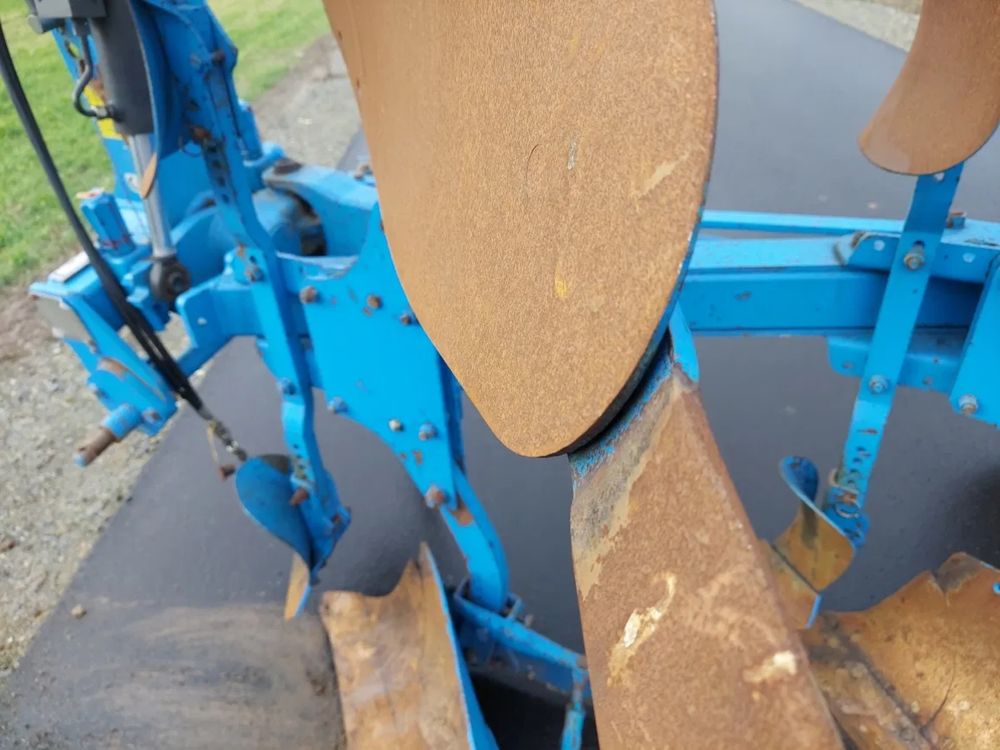 Lemken europal 7. Plug sotamiz