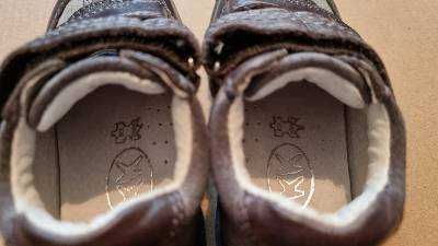 Детски нови кожени обувки Колев и Колев - номер 22