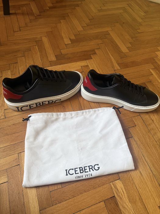 Sneakers / adidasi / tenesi Iceberg