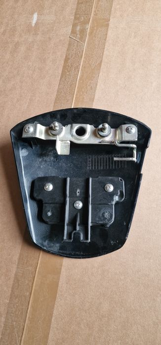 Monopost Suzuki GSXR 600 750 an 2011 2015 L1 L5 , far , bord , scarite