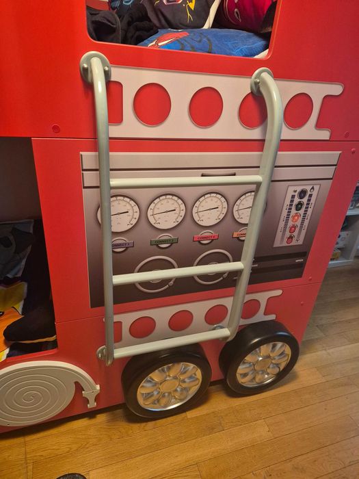 Vand Pat copii supraetajat masina pompieri