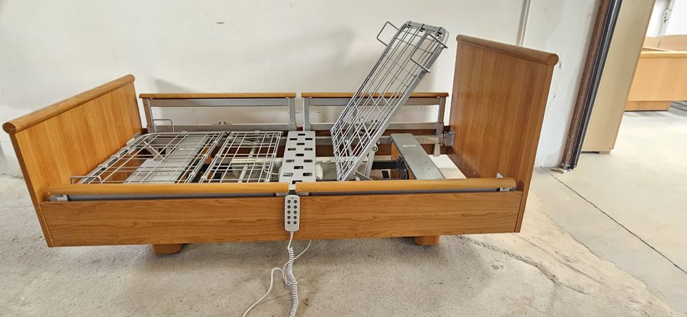 Pat electric cu telecomanda ,pat spital ,pat ingrijire bolnavi/batrani