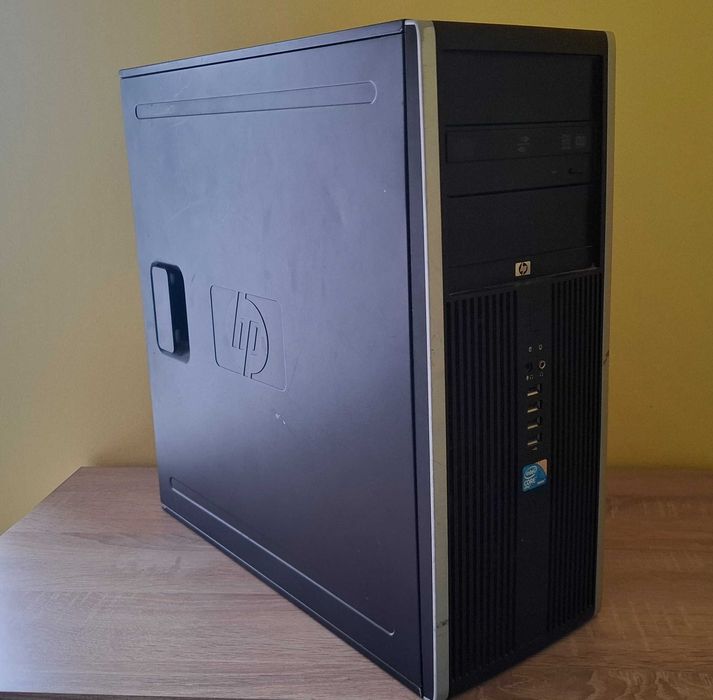 Продавам компютър HP Compaq 8000 Elite CMT