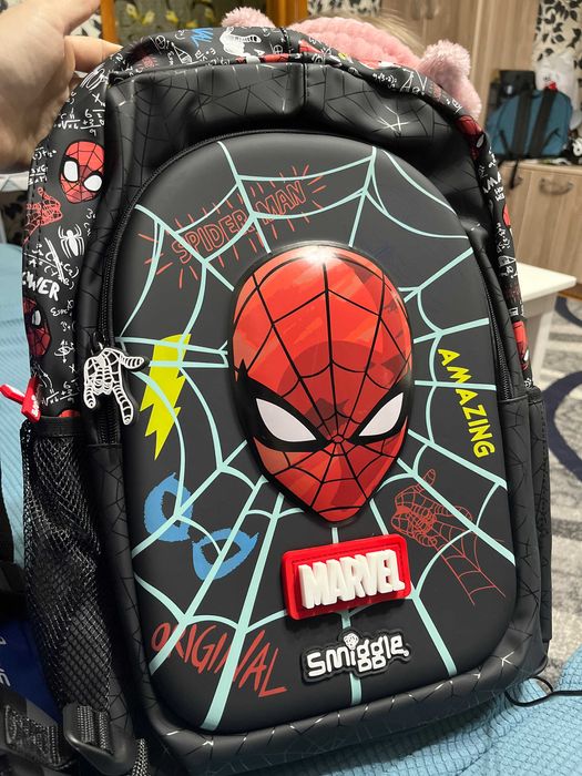 Новый портфель marvel