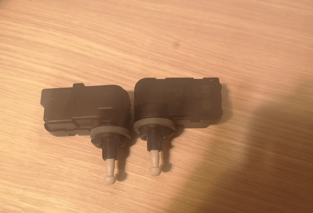 Vand Maneta de Semnalizare si de Stergator Seat Leon 2006