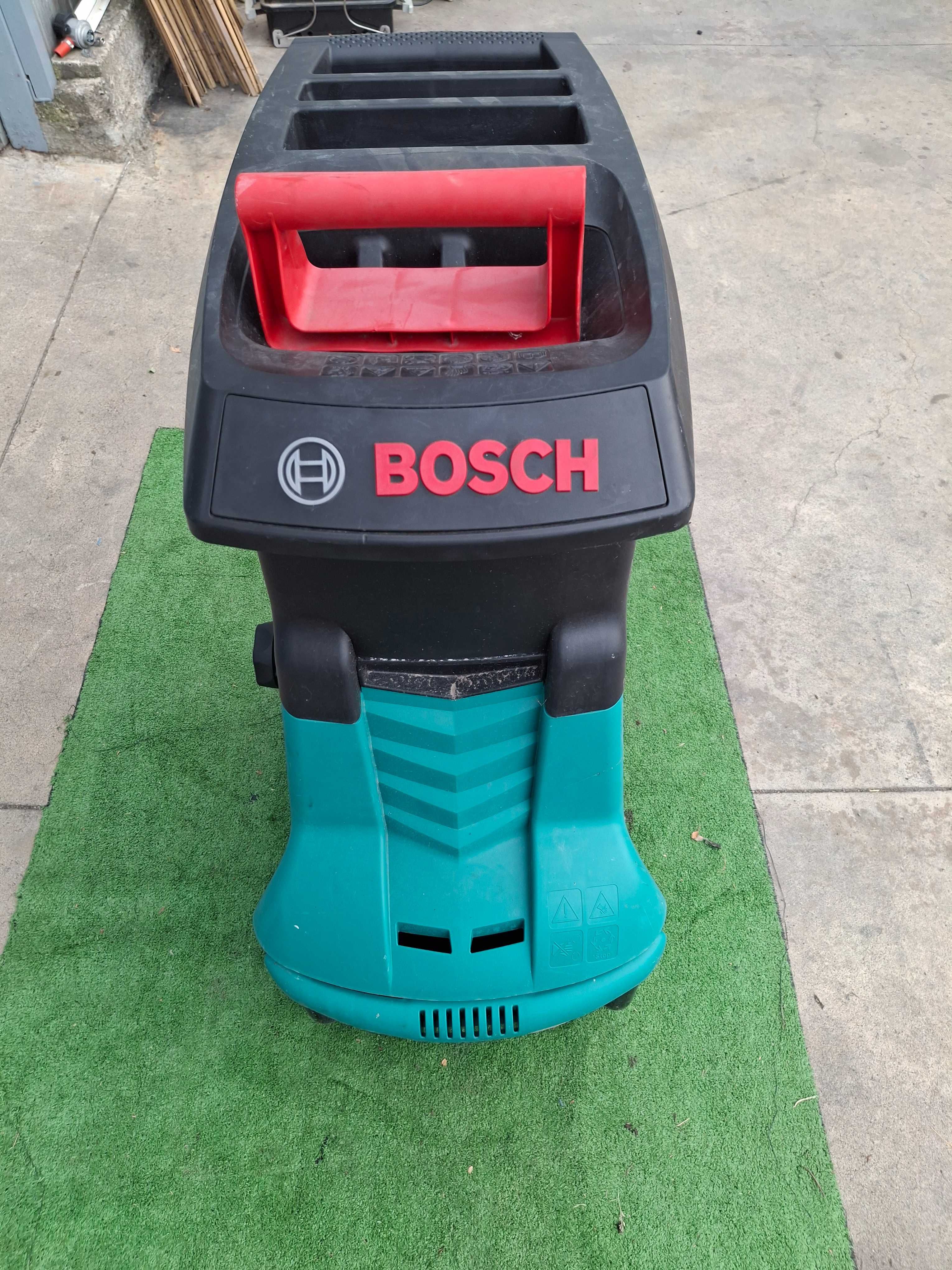 Дробилка за клони Bosch