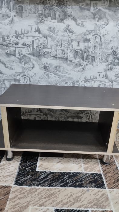 Продам столик материал ЛДСП