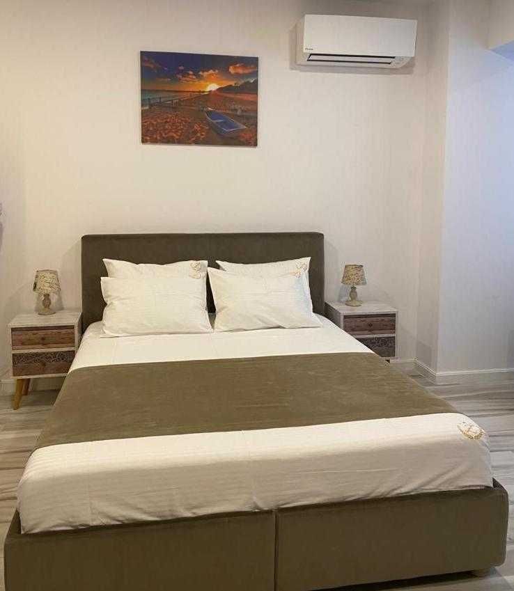 Doua studiouri, zona cluburilor Mamaia Nord, investitie sigura!79.500E
