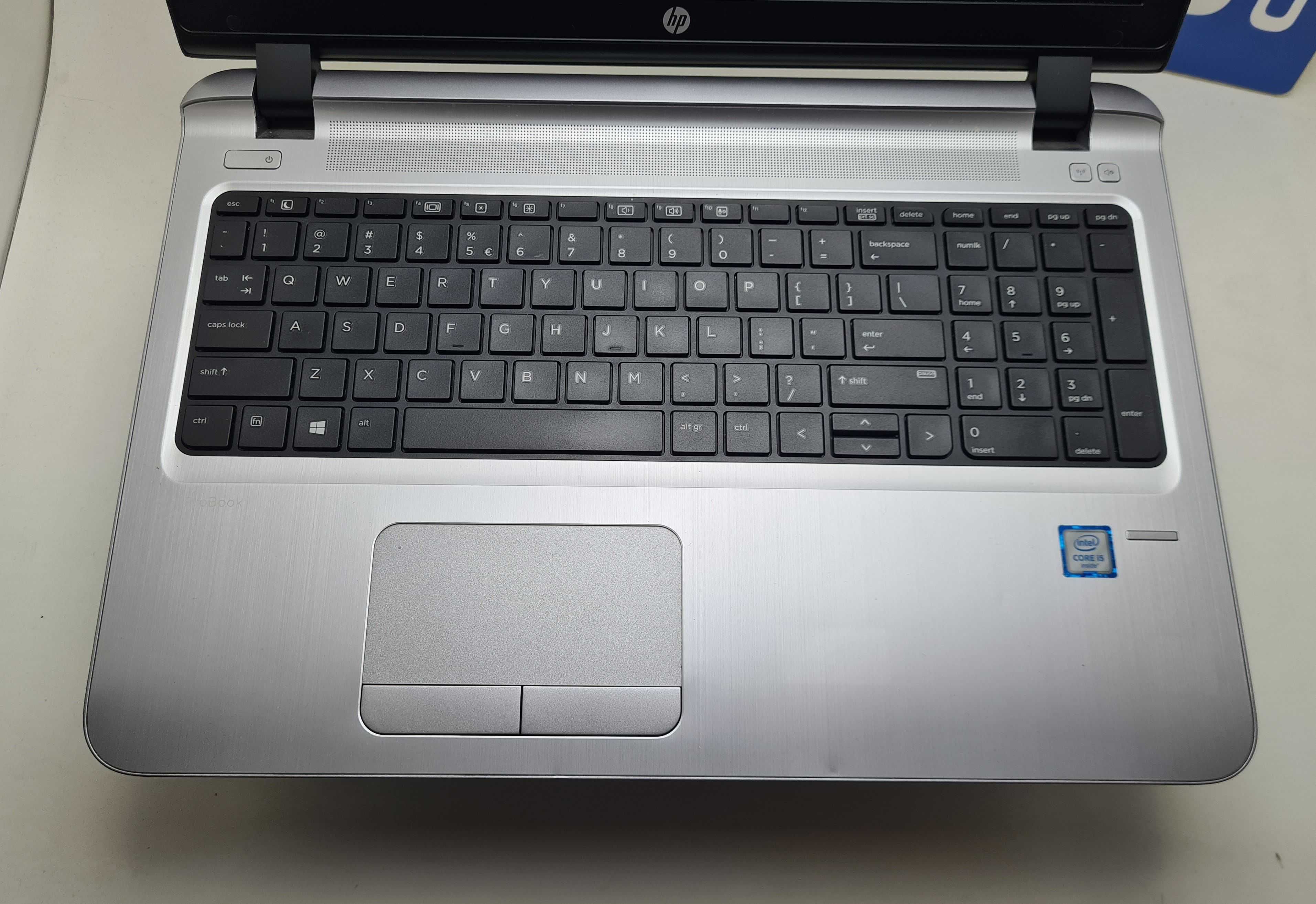 HP ProBook 450 G3 i5 6200U/8GB/256SSD