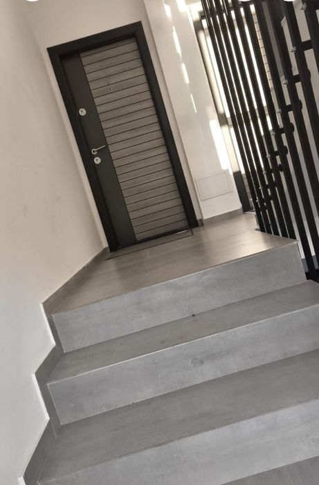 Vând apartament Ipotesti