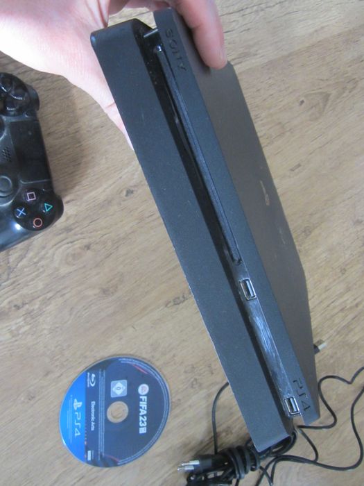 Sony Playstation 4 Slim 500GB модел CUH-2016A