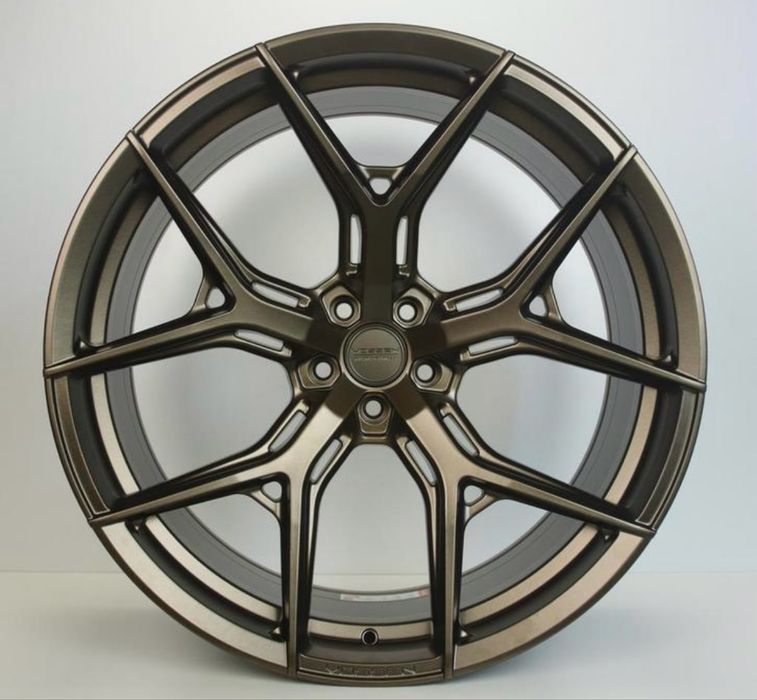 Ауди RSQ8 джанти 24 инчови VOSSEN