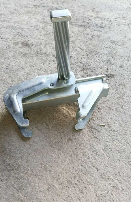 Замок универсальный (Крокодил) для опалубки