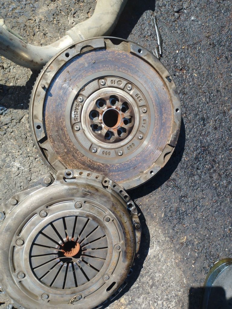 Volanta kit ambreiaj Ford cmax focus 2 1.8tdci