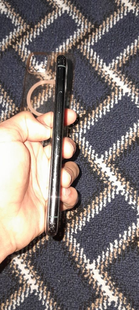 iphone 11  pro sotiladi  Regioni evropa emkost 100 holati radimdagidek