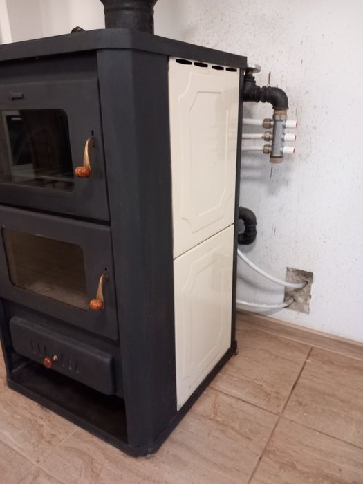 Камина Прити с водна риза