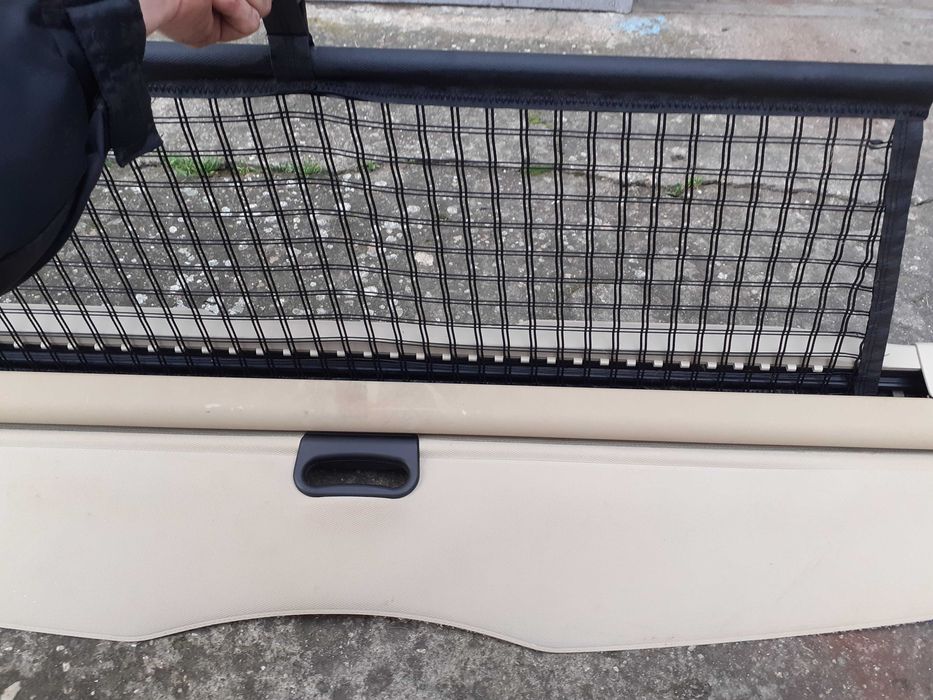Rulou portbagaj crem cu plasa BMW seria 5 E61 kombi,an 2004 - 2010