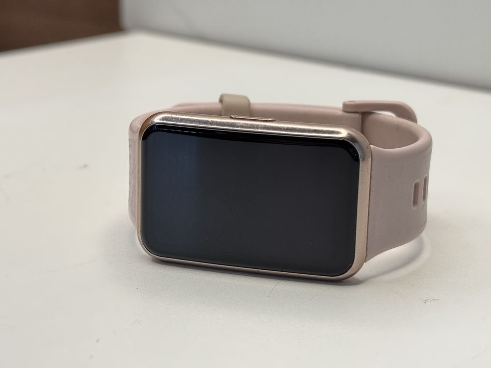 Часы Huawei Watch Fit