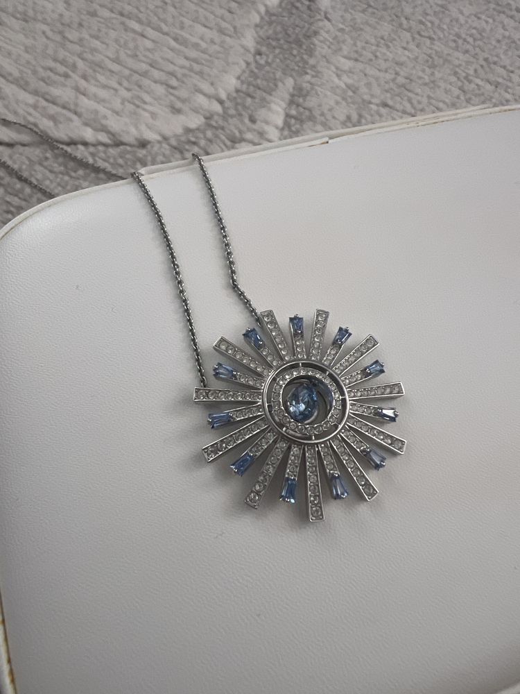 Бижута от Swarovski. Със сертификати, оригинални.