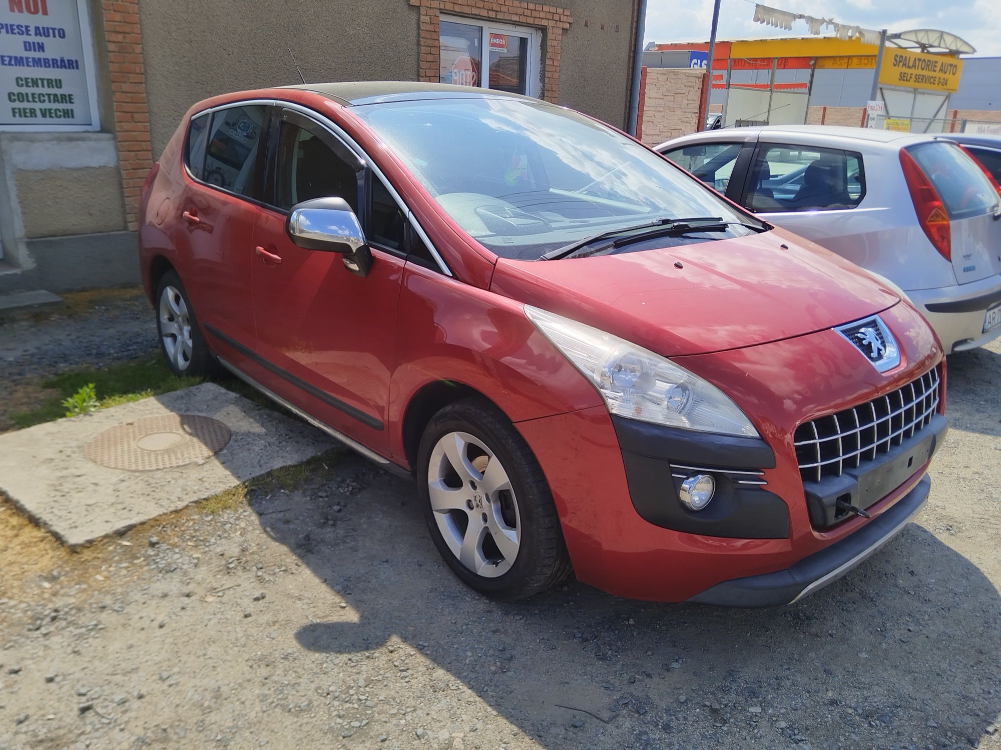Fata completa Peugeot 3008 ( bara capota far aripa trager ) 2008-2013