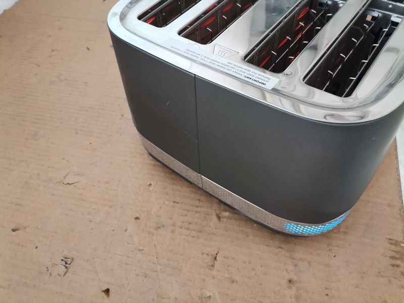 Тостер - Morphy richards 1500 - 1800 W
