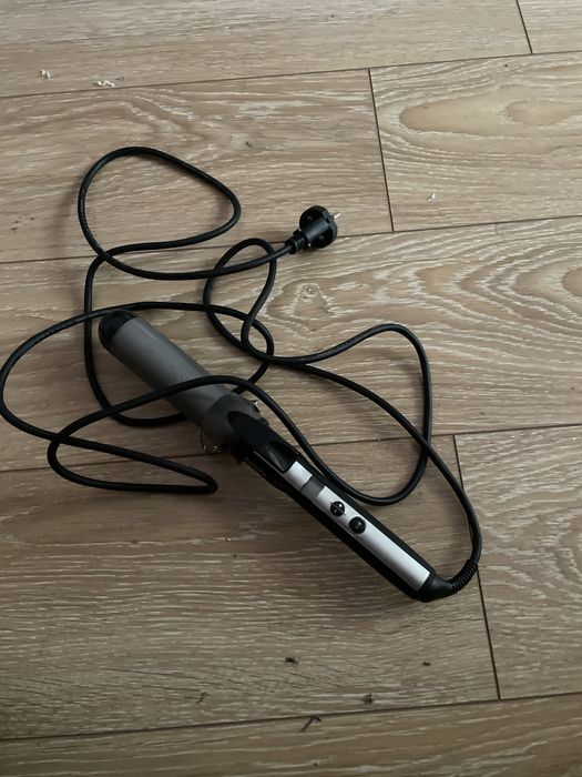 Срочно в связи уходом продам плойку и утюжок