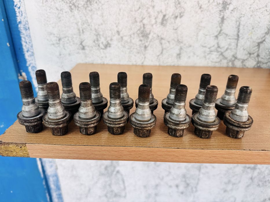 Болтове и гайки за джанти