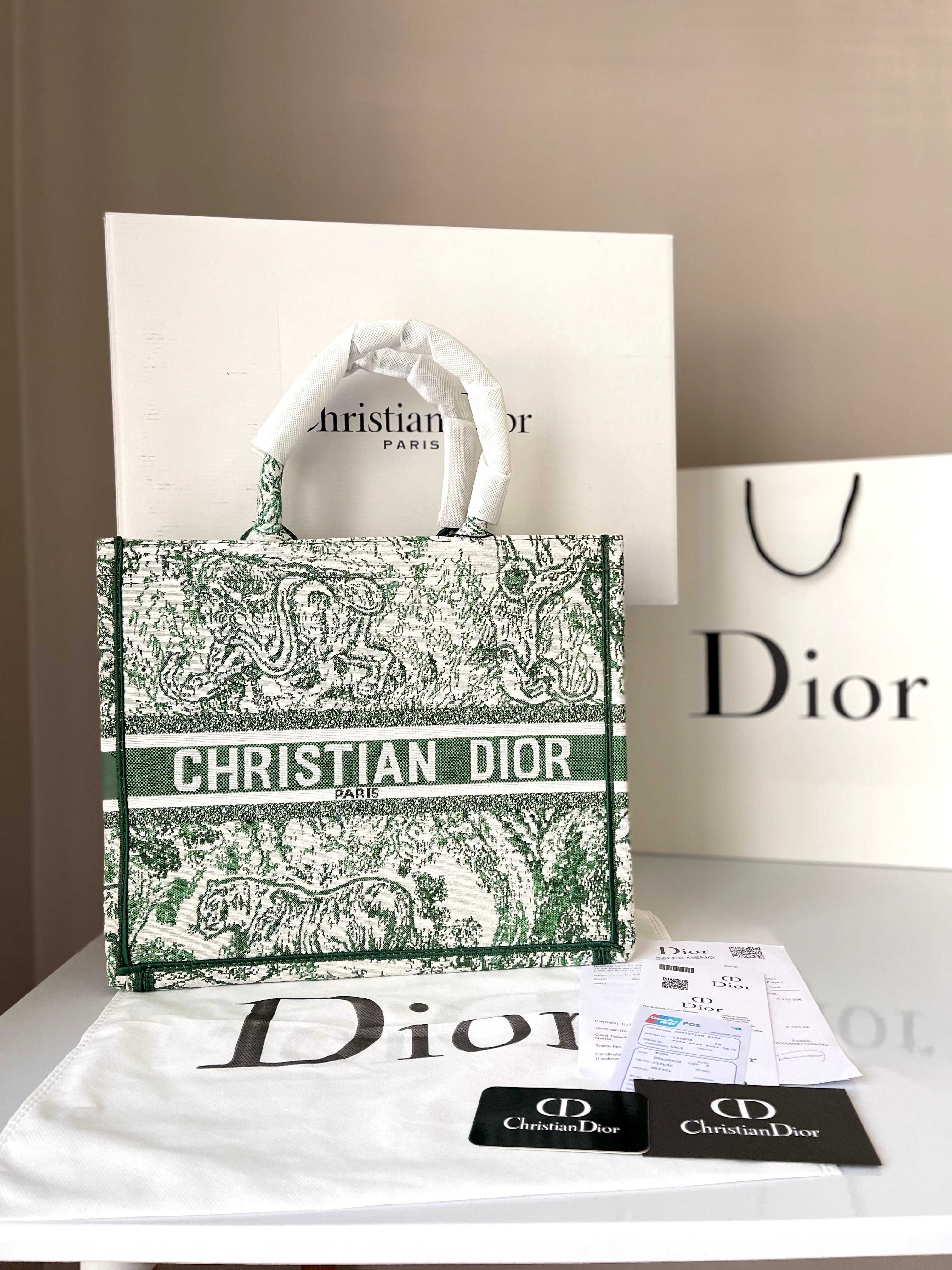 Poșetăgeanta Christian Dior Book Tote Medium 36cm x 28cm